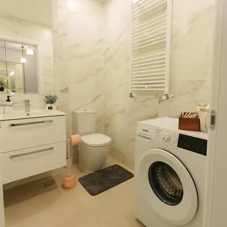 Mara Apartments&studios Hils * Bucureşti