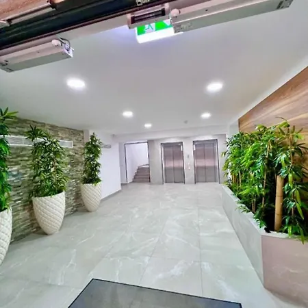 Mara Apartments&studios Hils Bucureşti