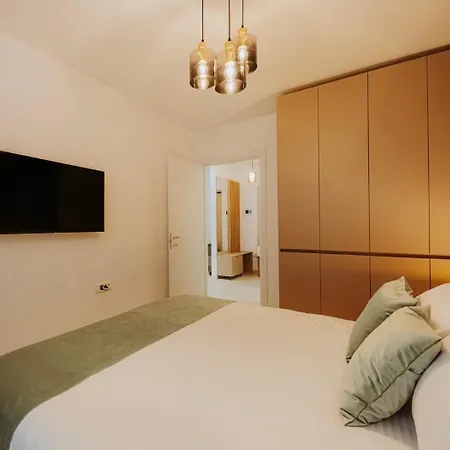 Mara Apartments&studios Hils